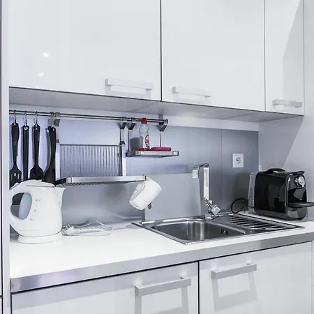 Chiado, Chic & Calm Apartment *